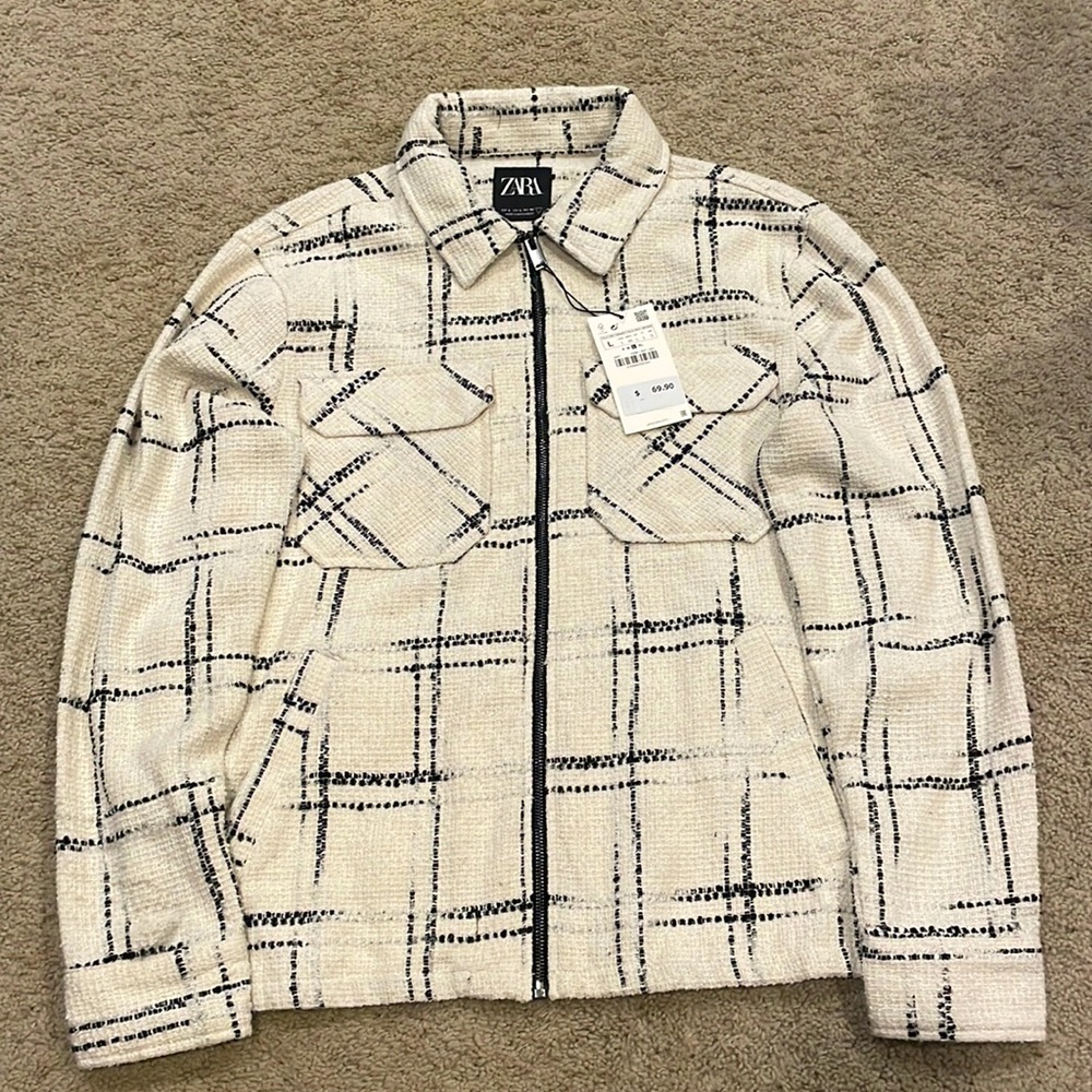 NWT Zara size Large cream with back knit zip up Shacket